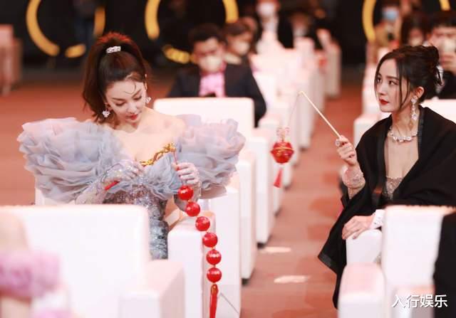 赵丽颖|微博之夜惊觉85花已拉开差距,有人掉队,赵丽颖领跑成定局