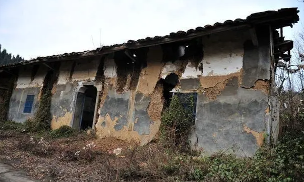 |农村长期无人居住的房屋，会不会被拆除，能拿到补偿吗？