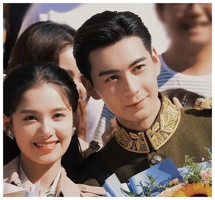 林彦俊|林彦俊首部民国剧上映，搭档张婧仪上演“三角恋”，爆款预定了