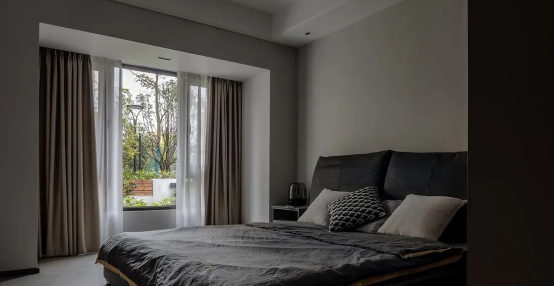 大套间、足采光!110m2满屏艺术感的现代风,看呆了95后的我