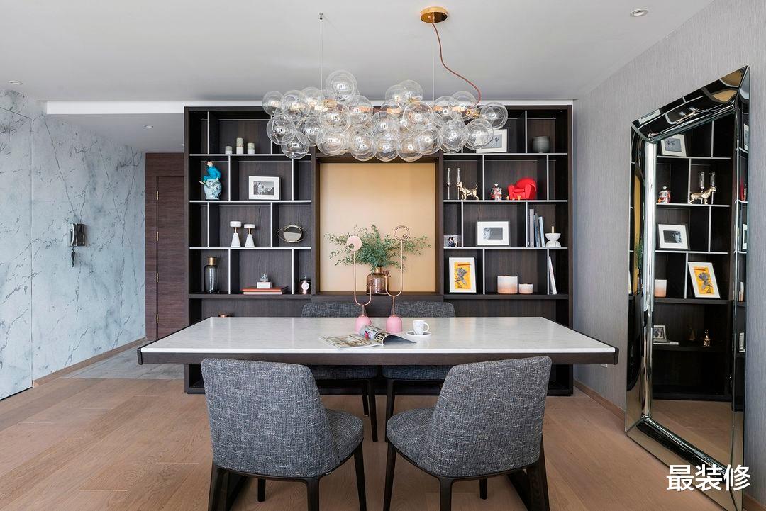 110平高层住宅,莫兰迪色为空间注入灵魂,这才是婚房该有的样子