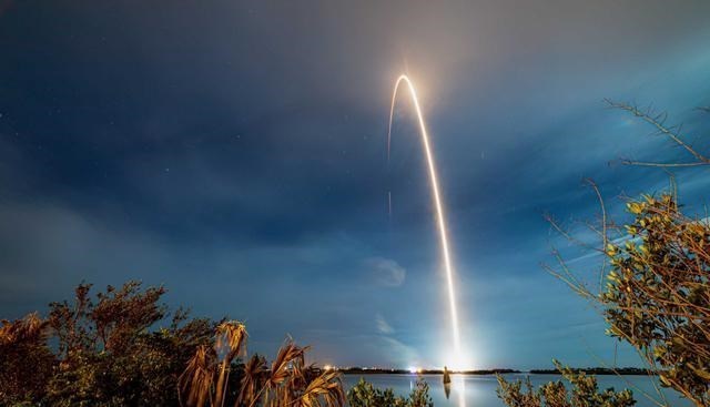 毫无征兆,在沉寂几个月后,SpaceX计划在东海岸发射Starlink卫星