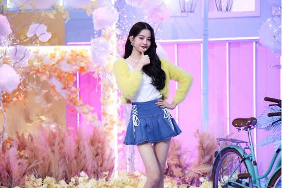 张元英|韩国新生代美少女最新动态，曾被评为世界最美面孔第88位！