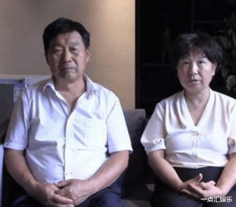 王力宏|杜新枝和郭希宽是原配！同乡说出“实情”，网友：老杜能办假证？