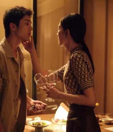 迪丽热巴|《球状闪电》溜了这么久的迪丽热巴换成了她，视后也需要流量剧？