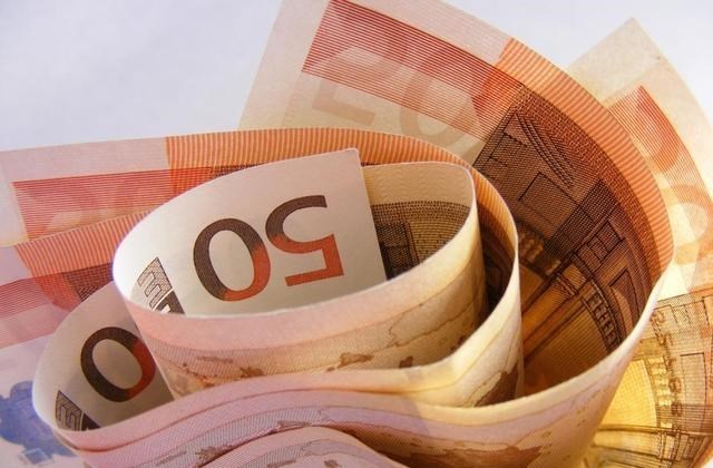 本科教育|我是七零后啃老族，如今没房没车，父母故去，我已“无老可啃”