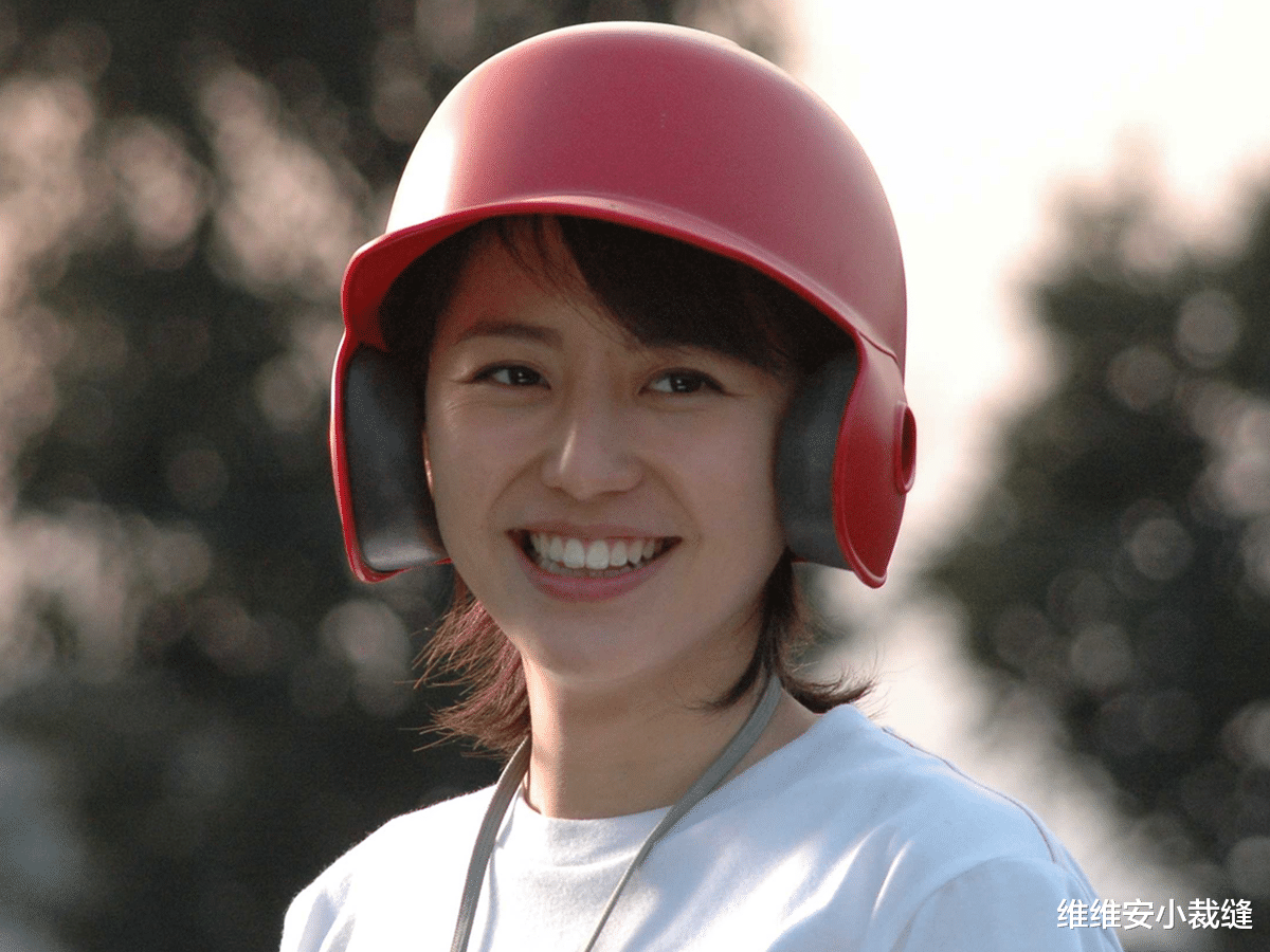美甲 长泽雅美绝了，34岁凭逆天颜值登上热搜，牛奶肌离不开护肤小秘诀
