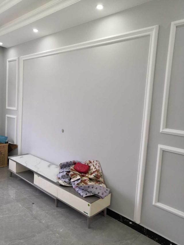 126平米的新房入住，忍不住晒晒图，入户就被玄关鞋柜迷住