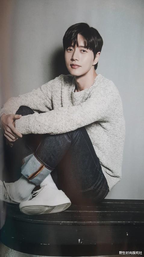 朴海镇|人可能“糊”了，但颜值还没“糊”