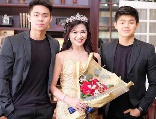 冻龄|53岁“冻龄”奶奶走红网络, 直言想“常驻青春”，20年一直遵循3点