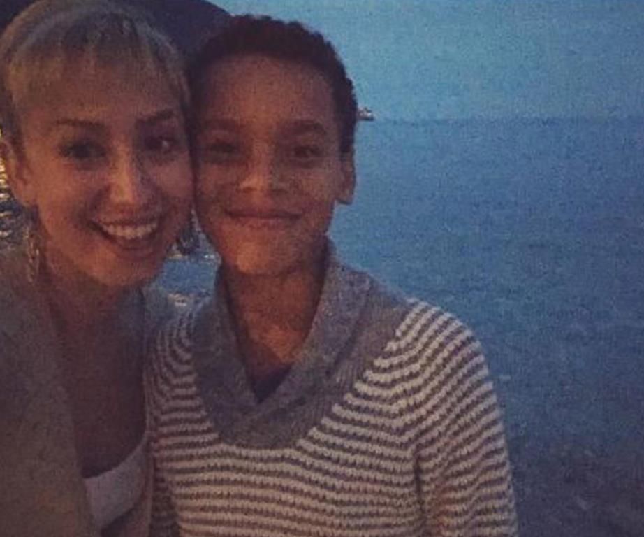 夏琳|夏琳王妃用尽全身力气反抗亲王的不忠,结果却换来浑身的遍体鳞伤