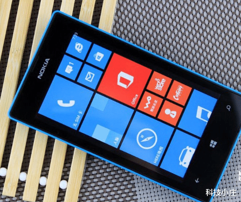 诺基亚|诺基亚新概念机亮剑！120W快充+骁龙888，再加50倍超强变焦！