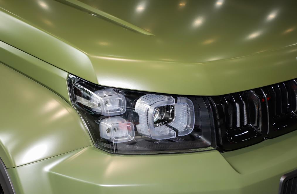 北汽集团|北汽发飙！平民版“勇士”来袭，四驱三把锁轻松进藏，还看啥坦克