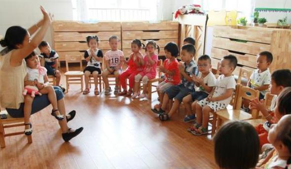 幼师|杭州一幼师工资条火了，不只工资高还带有编制，招聘标准也高