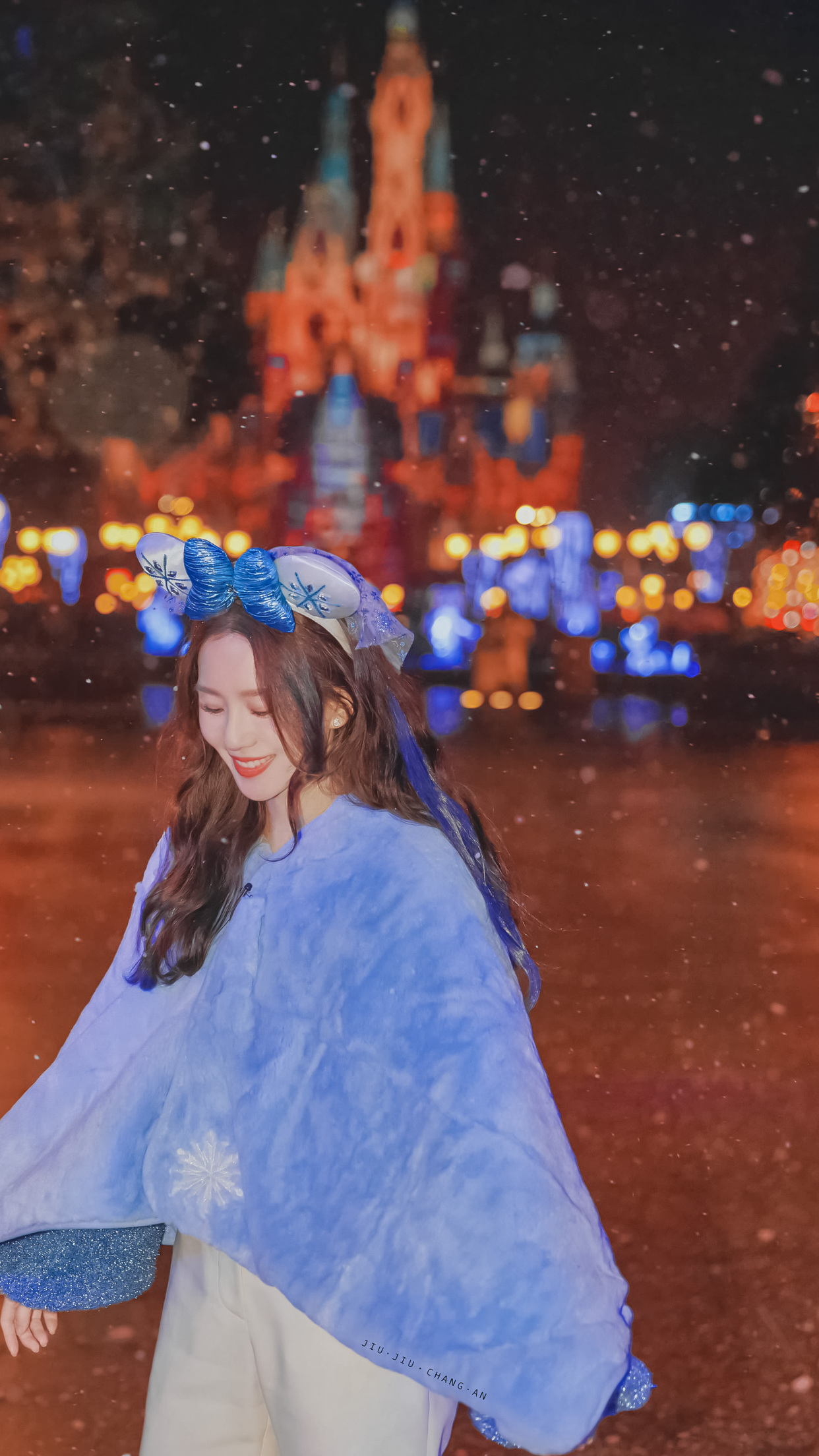 迪士尼|刘诗诗迪士尼适配度也太高了吧！真的不是童话现场吗？