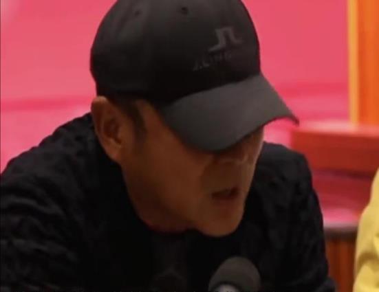 张学友|张学友新碟销量不到3万张，扯掉了多少流量明星的“遮羞布”？