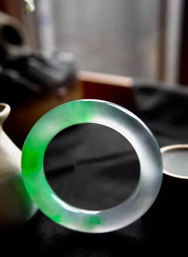 文房|如何成为一名翡翠收藏者，学会翡翠的11个小知识，你就入门了