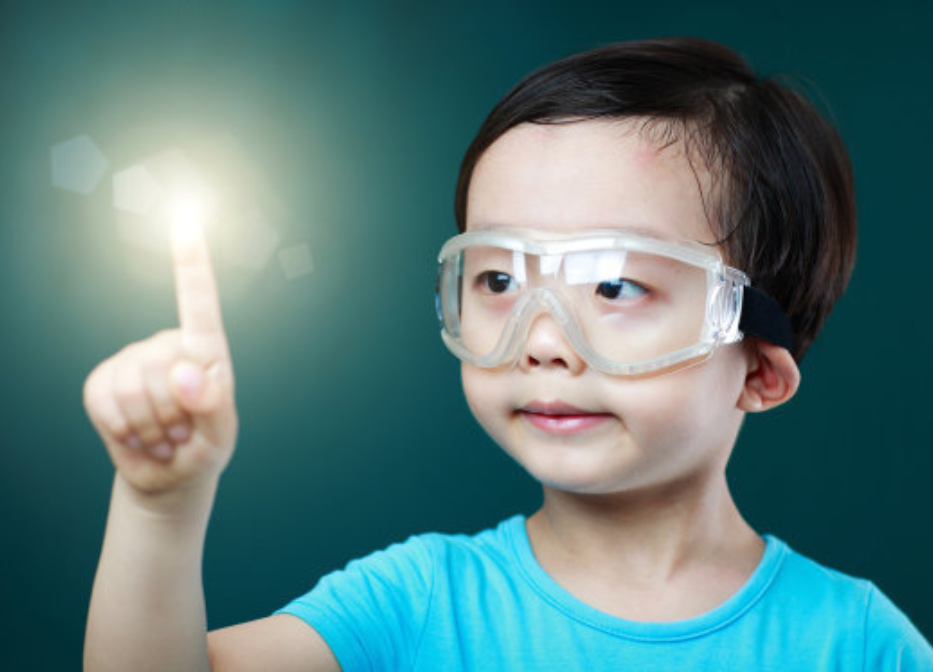 青龙衣超级棒棒 当孩子向需要帮助之人,伸出援手的时候,他们将学会更多东西