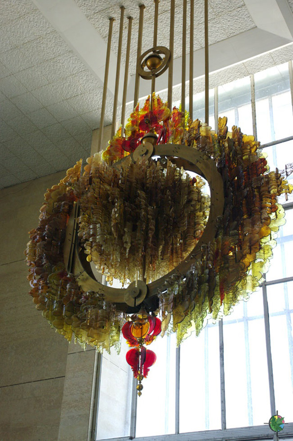 量子力学 全球最大的放大镜，12层楼高，聚焦3000度高温帮助开发航天黑科技