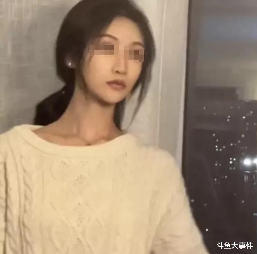 女主播|女主播与总榜私会却被男友撞见，双方大打出手，网友：年度大戏！