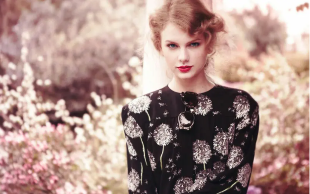 泰勒·斯威夫特|霉霉：18岁出唱片，26岁坐稳福布斯，是北美单曲总销量最高的歌手