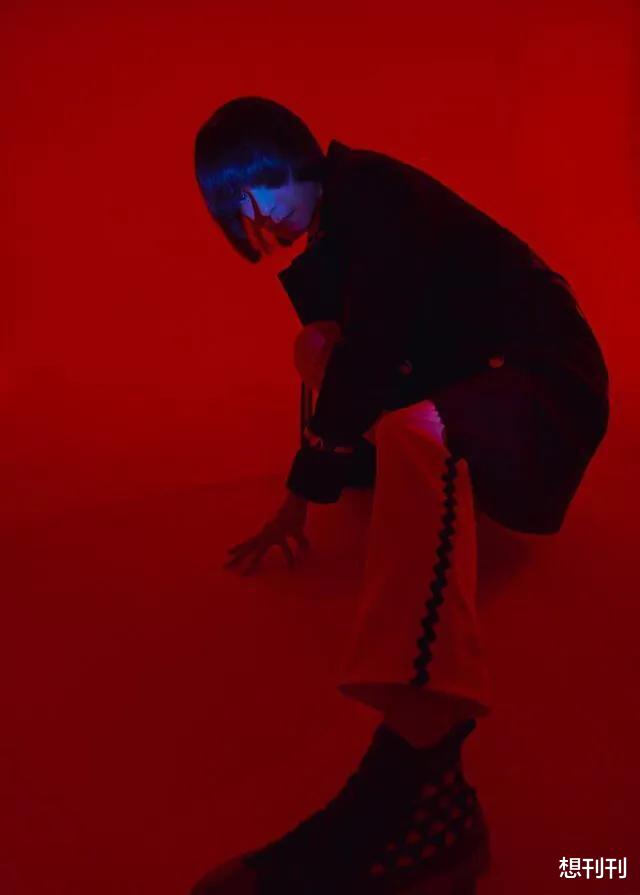 杂志|丑哭！明星那些吓人的杂志封面，五官扭曲贞子再世一个比一个惊悚