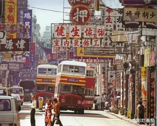 电影|90年代赴港的大陆演员，一个自杀，2个患癌，只有李连杰成为巨星