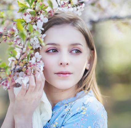 旅途丝雨 闺蜜借我电动车走亲戚，当天晚上电动车被盗，我让闺蜜赔两千遭拒