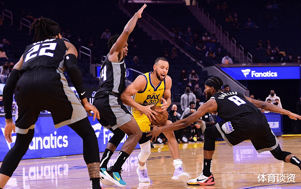 斯蒂芬·庫里|37+7+4！庫里打破哈登紀錄，單月85記三分太狠，得分王+三分王全都要