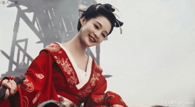 李庚希|同是“亡国公主”，刘诗诗娇弱、李沁疯魔，李庚希却演成了傻白甜