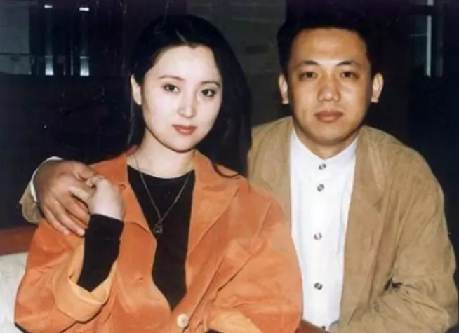 |“女性杀手”乳腺癌早期有信号，除了无痛肿块，还需留意3种异常