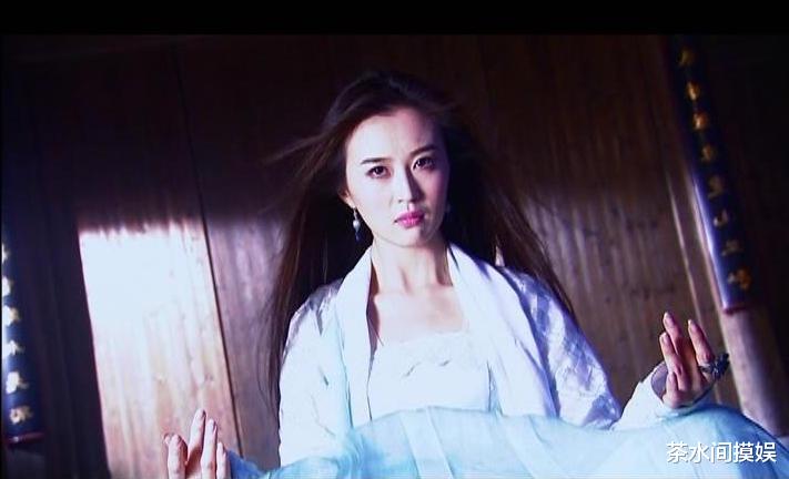 周芷若|7版周芷若颜值对比：有人能当张无忌的白月光，有人却让观众脸盲