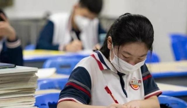 北京市|10月1号后取消周中课,学科类培训或将清零?北京地区已经实行