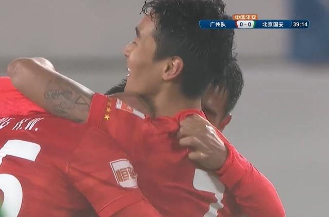 北京国安|明白了！教练助攻邓涵文破门，赛后谁注意郑智的举动，难怪4轮不败