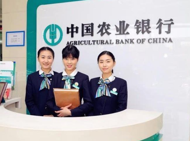  3月21日起，这两张没钱的银行卡，不销户或将会欠银行一大笔钱！