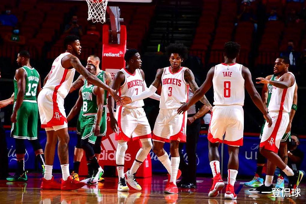 火箭队|最佳搭档！火箭组建双塔组合，3位非卖品出炉，哈登或重回休城