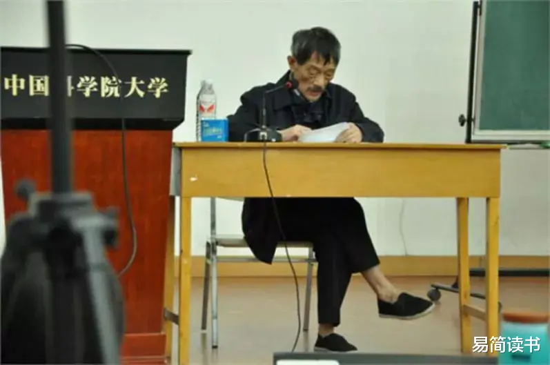 胡歌|胡歌人设崩塌，与桂纶镁私照曝光：我劝你别装了！