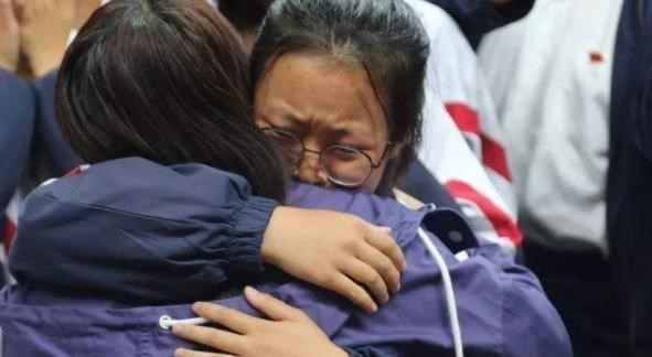 教育部|教育部又有“新举动”，补课班将要“回归”，学生和家长心情复杂