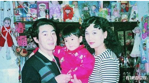 六小龄童|六小龄童30岁女儿也愁嫁？看到本人照片后，网友：这谁敢娶啊？