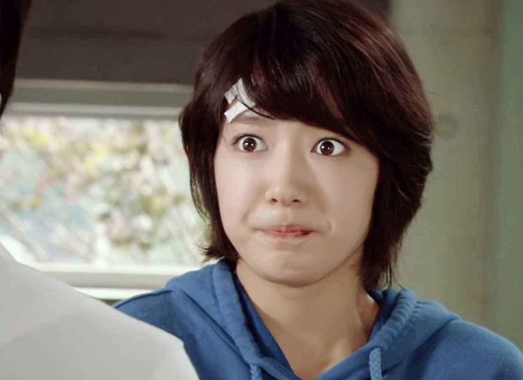 祝绪丹|祝绪丹新剧遭辣评:职场剧女扮男装,粗眼线加咬唇妆,扮了个寂寞