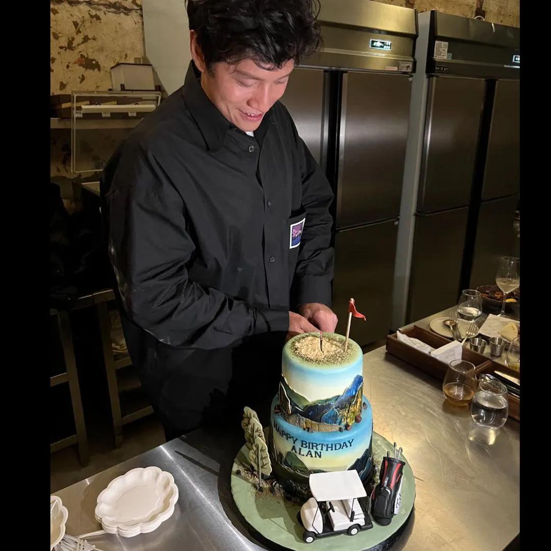 陈乔恩|陈乔恩为小9岁男友庆生，两人贴脸秀恩爱，过二人世界浪漫甜蜜