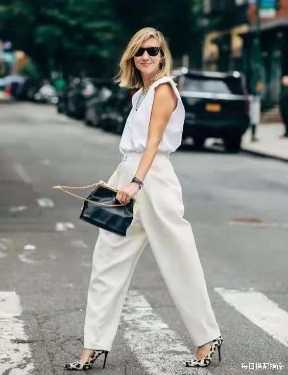 每日搭配指南|小个子答应我，穿裤子要谨记这“4不要”，否则显矮显胖又拖沓