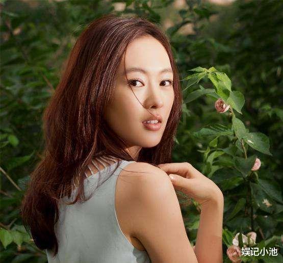 童瑶|童瑶的报复太高明，曾向张默跪地求饶的她，已是对方高攀不起的人