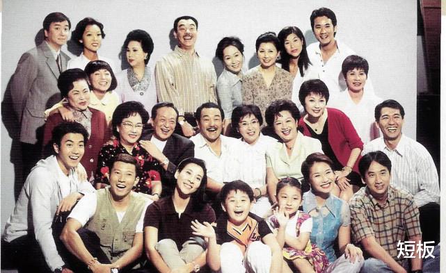 TVB|她是TVB的好妈妈专业户，出道40年才拿最佳女主角，年轻时有多美