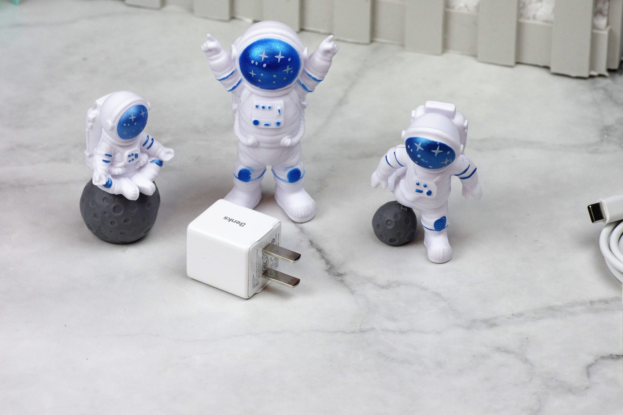 充电器|与苹果充电器同款充电芯片，Benks 方糖Mini 20W快充套装