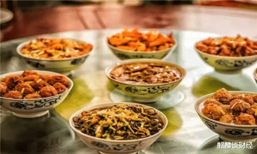 麒麟談財經(jīng) 農(nóng)村“喜宴”變成“冷宴”？以前人不到禮到，現(xiàn)在人和禮都不到