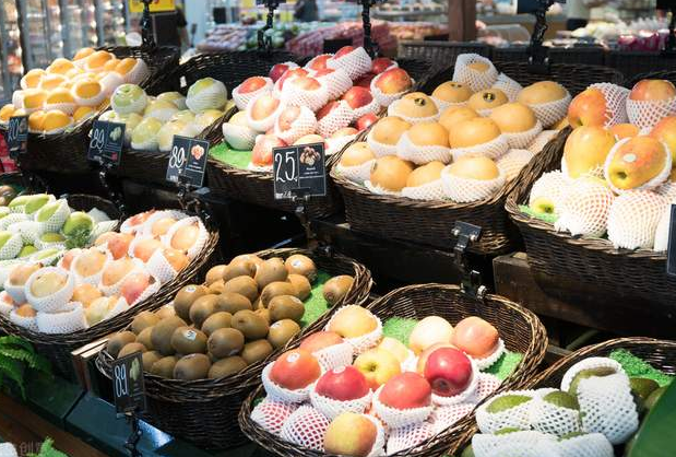 水果|冬天干燥要多吃这5种水果,维生素一个比一个高,看完记得收藏