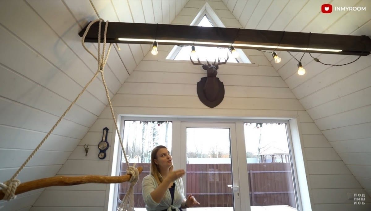 |这套奇葩三角形迷你屋,女主花了7万爆改,简直是设计界的教科书