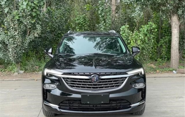 月月读唐诗|为何别克昂科旗优惠4万销量差,丰田皇冠陆放原价卖还都抢着要?