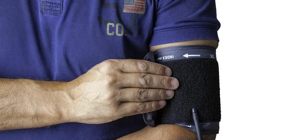 超新星爆发 中国院士说:存免疫细胞比存钱重要!关键时刻或可挽救生命